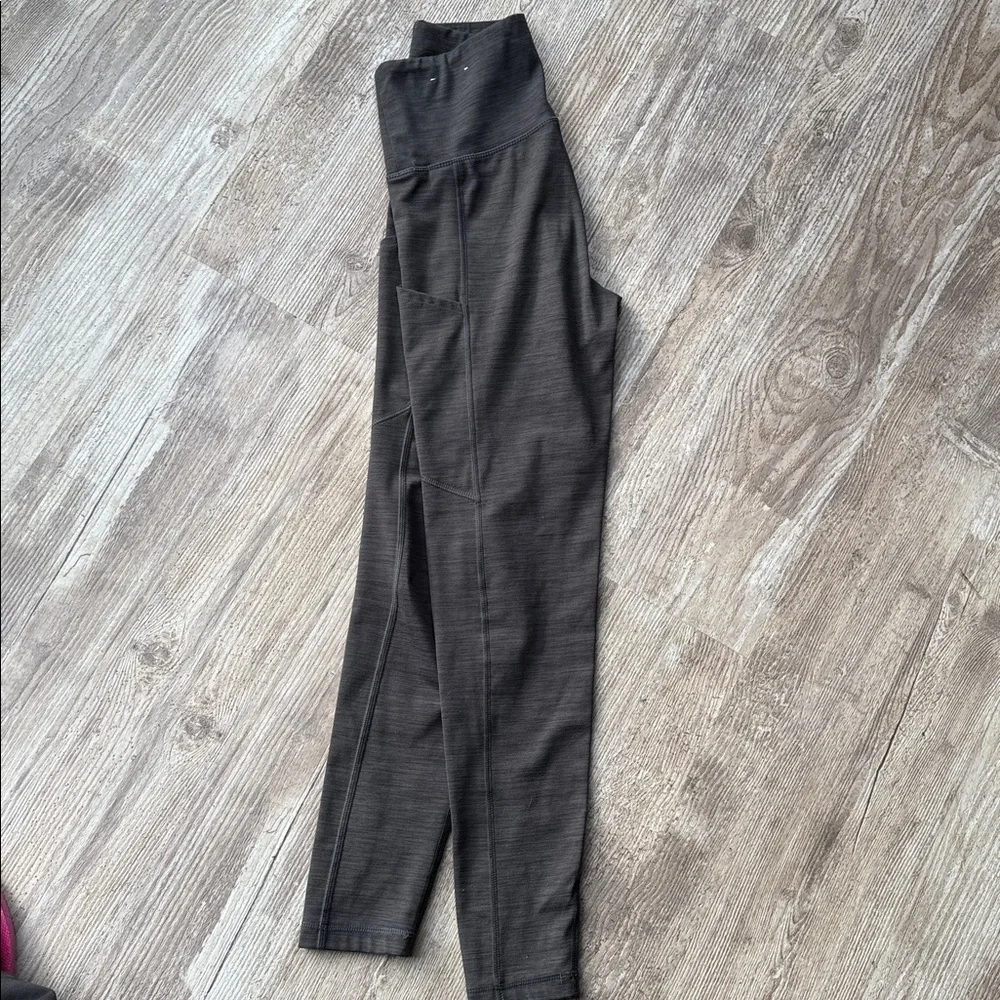 American Eagle Outfitters The Everything Pocket Legging ~ Small - Picture 9 of 10